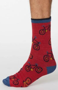 Ciclista bamboo bicycle socks - berry red