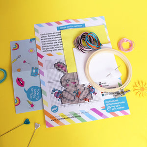 Mini cross stitch kit - Easter chick/bunny