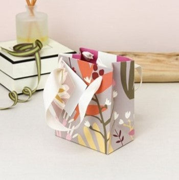 Aw floral small gift bag