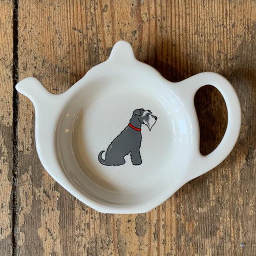 A fabulous tea bag dish for all Schnauzer lovers.  Presented in its very own kraft gift box to make the perfect present.