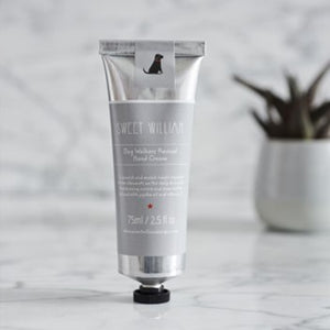 This luxurious Dog Walkers revival hand cream is perfect to nourish and enrich hands exposed to the elements on the daily dog walk.  Also makes a lovely gift for that dog lover in your life!