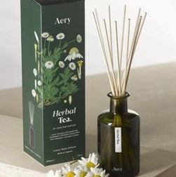 Herbal tea scented candle