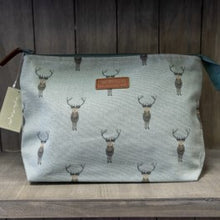 Load image into Gallery viewer, Highland stag  - wash bag
