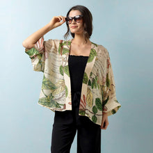 Load image into Gallery viewer, Honeysuckle kimono - natural
