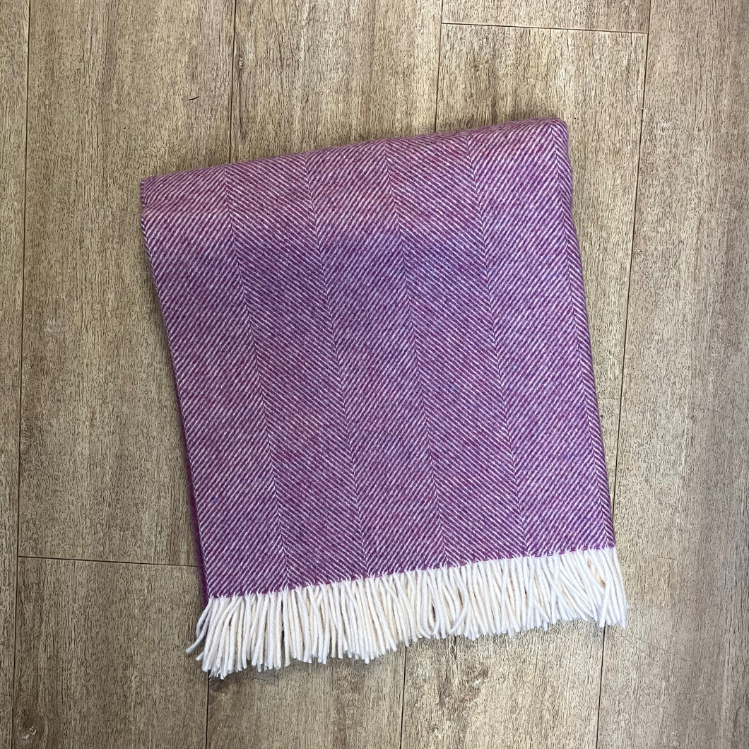 Herringbone throw - pink