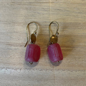 Fire triangle barrel earrings - red