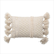 Load image into Gallery viewer, Inas cushion with tassles - nature
