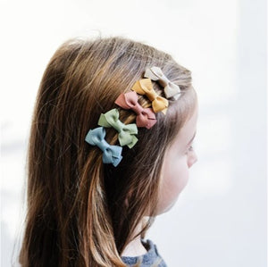 Ivy bow clips