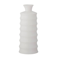 Load image into Gallery viewer, Kip vase - white
