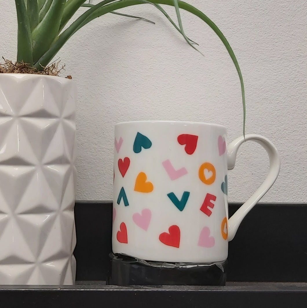 Scattered love mug