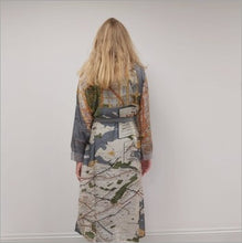 Load image into Gallery viewer, New York City gown - grey
