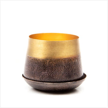 Load image into Gallery viewer, Small Joe pot &amp; saucer - brown &amp; gold
