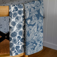 Load image into Gallery viewer, Fig tree double oven glove - dark slate
