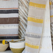 Load image into Gallery viewer, Silbretta throw - stripes
