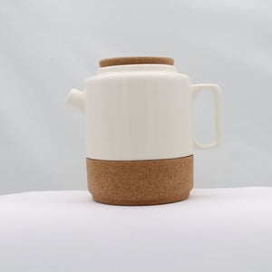 Earthware tea pot - cream