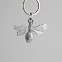 Load image into Gallery viewer, Bee pewter key ring
