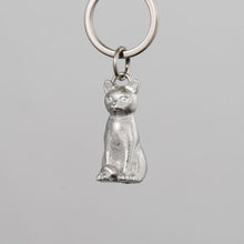Load image into Gallery viewer, Cat pewter key ring
