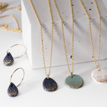 Load image into Gallery viewer, Porcelain Dartmouth blue raindrop gold necklace
