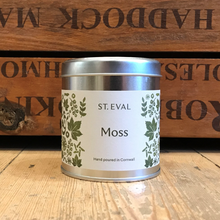 Load image into Gallery viewer, Folk scented tin candle - moss
