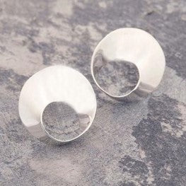 Swirl silver stud earrings